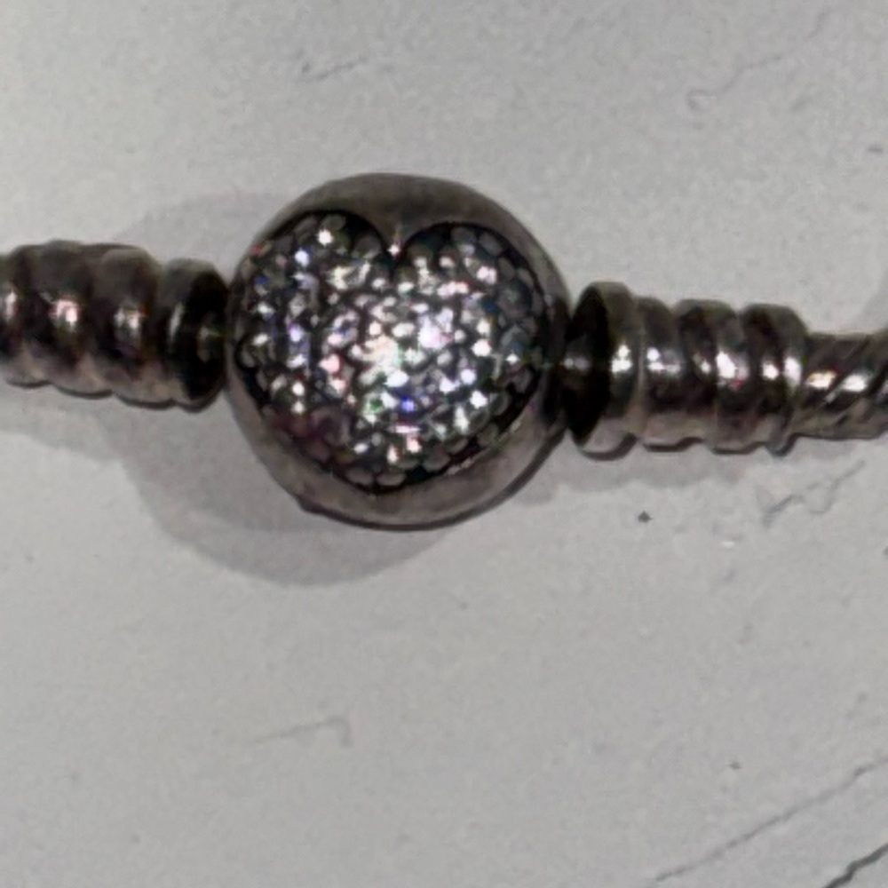 Elegant Silver Bracelet - Picture 3 of 5